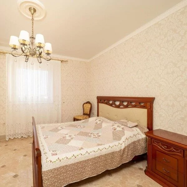 Апартаменты MoreRooms на Демократической 43