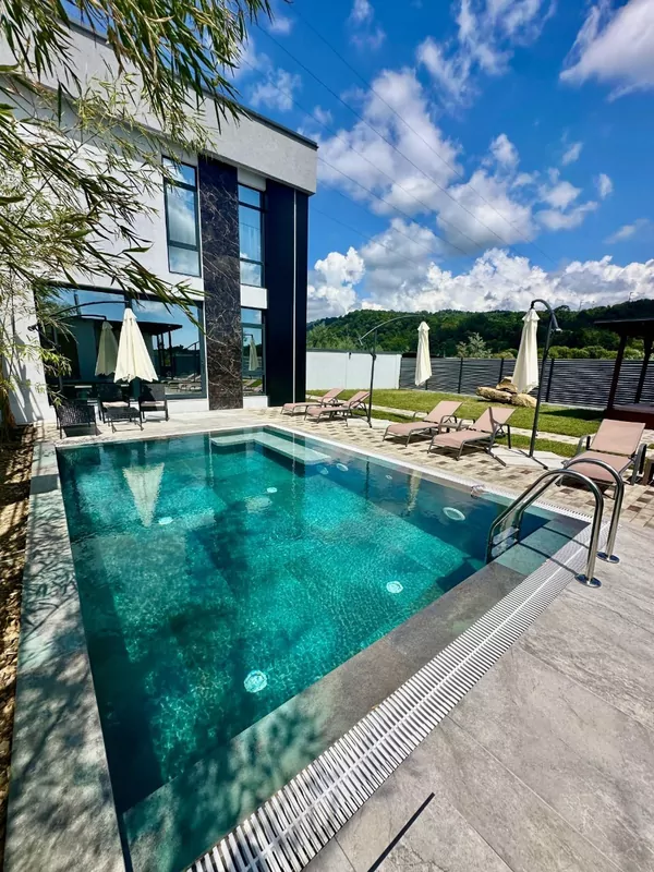 Mzymta Villas Club