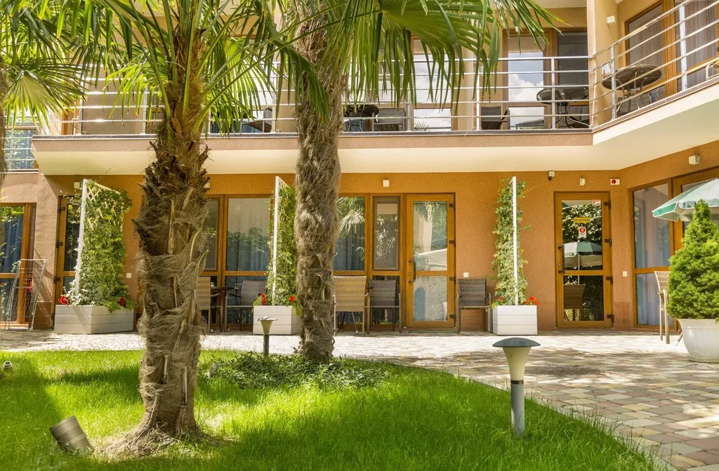 Malibu Hotel