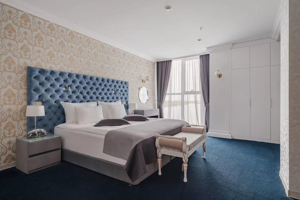Marins Grand Hotel  Астрахань