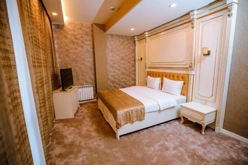 Отель «Krone Hotel»