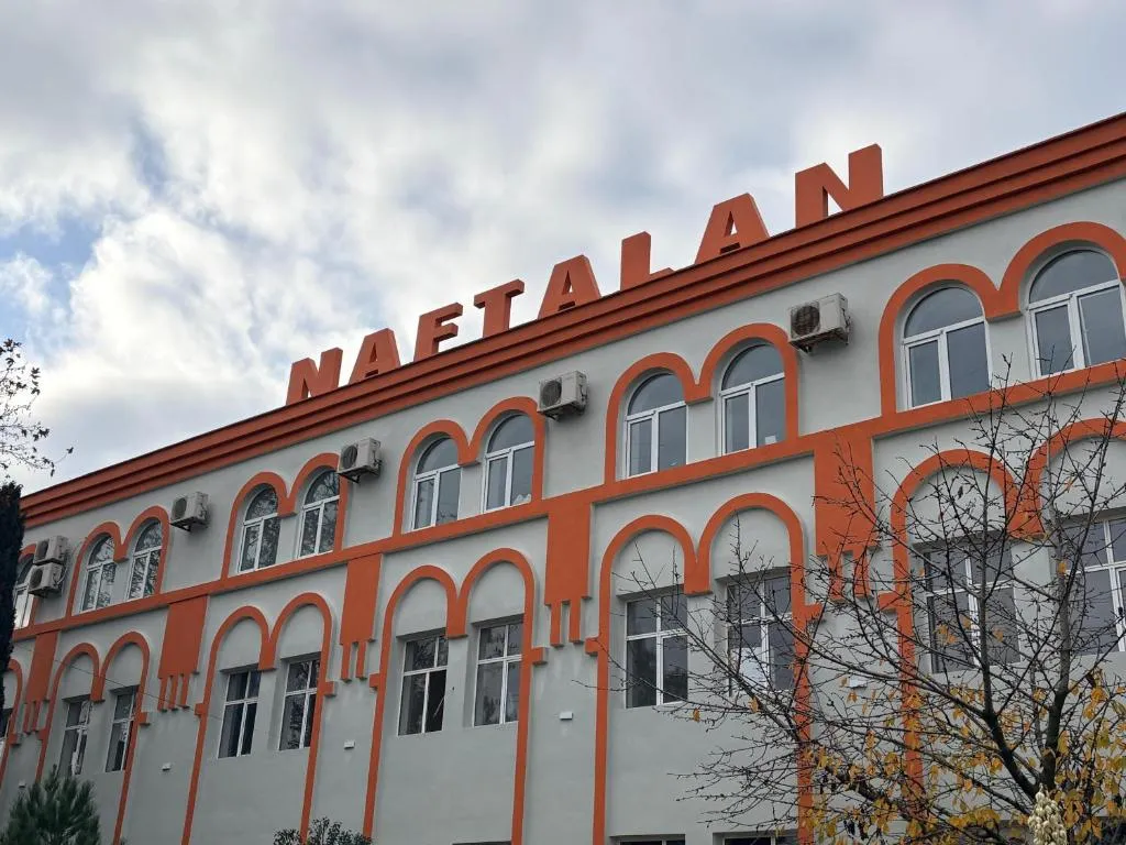 Оздоровительный центр «Maricel Naftalan Duzdag Baku»
