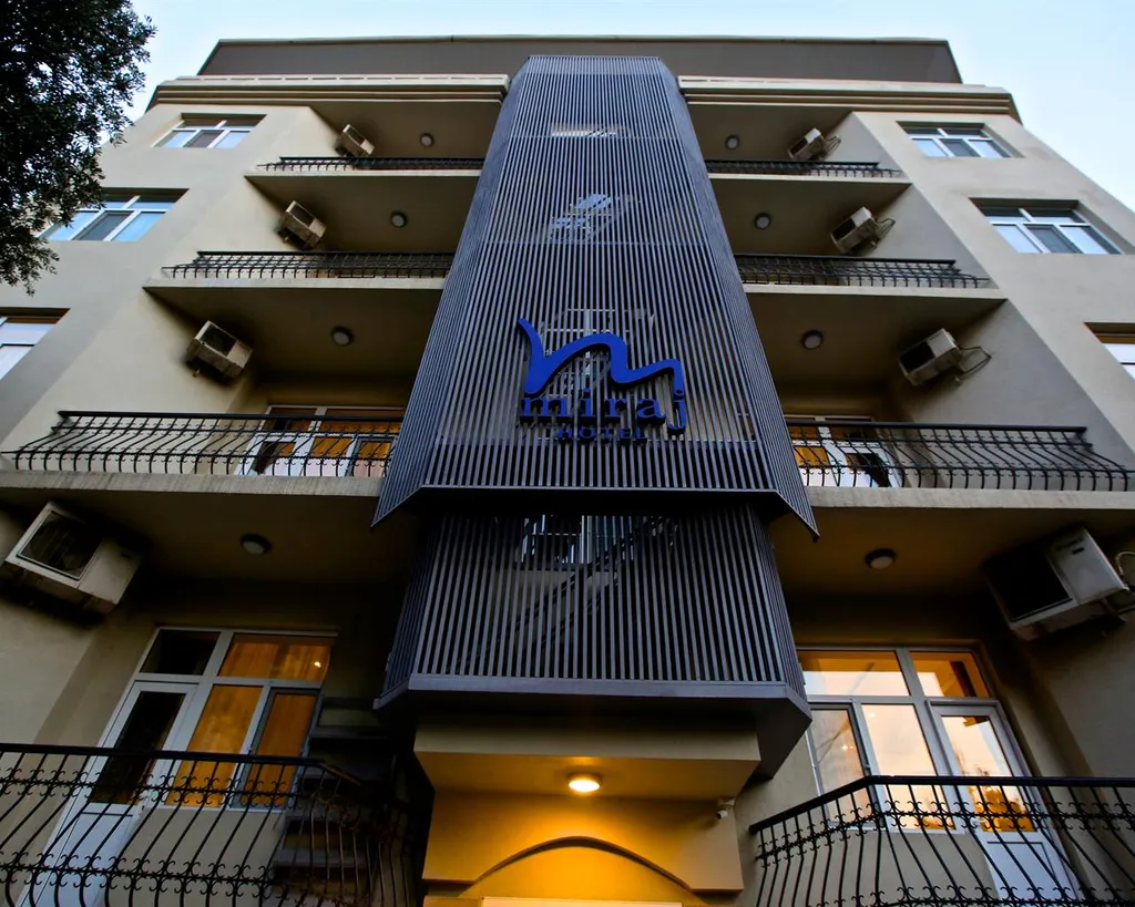 Отель «Miraj Hotel Baku»