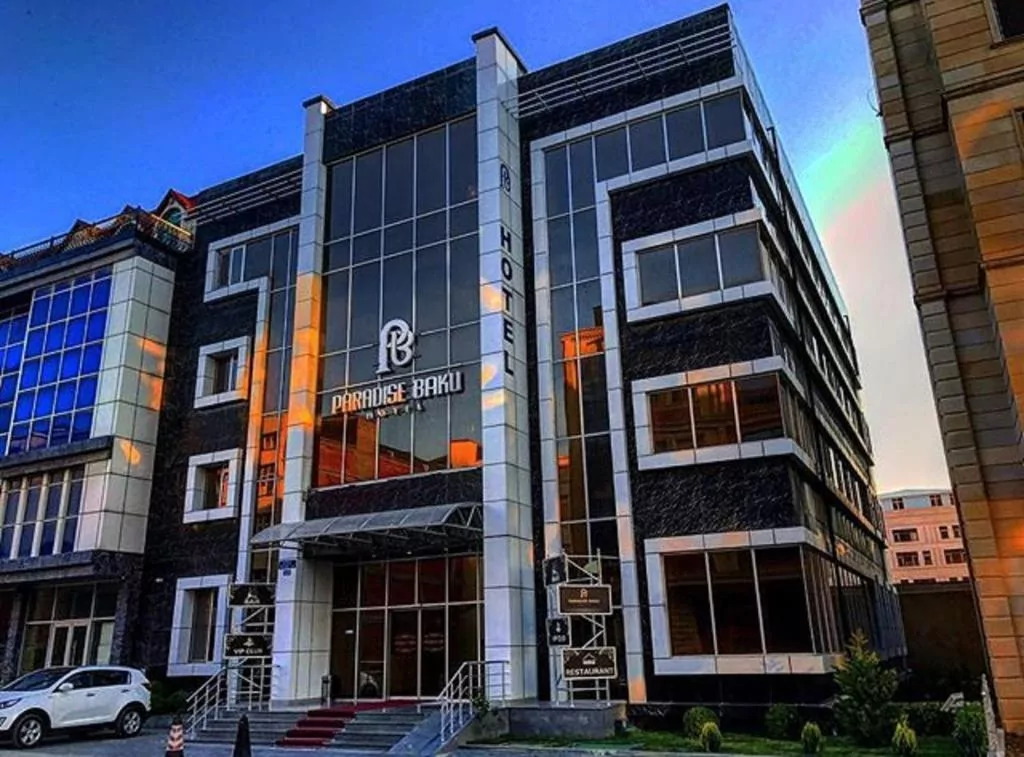Paradise Hotel Baku