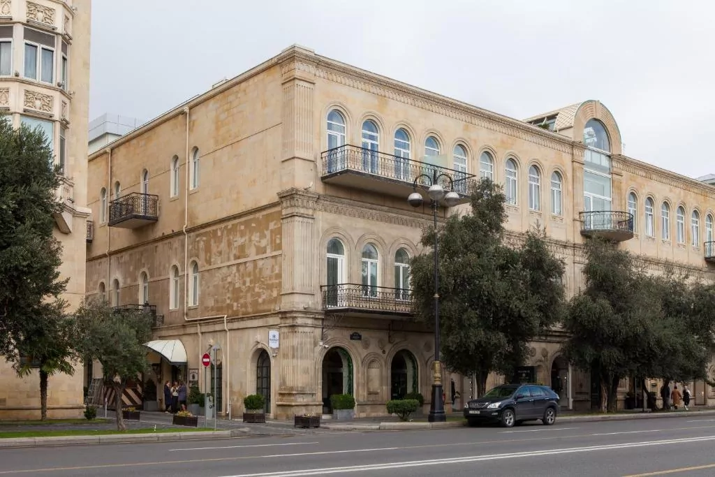 Promenade Hotel (Баку)