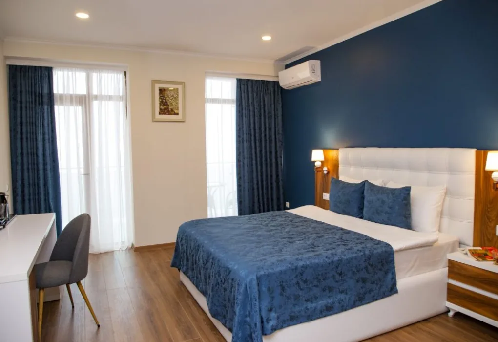 "Aqua Batumi & Apartments" ****
