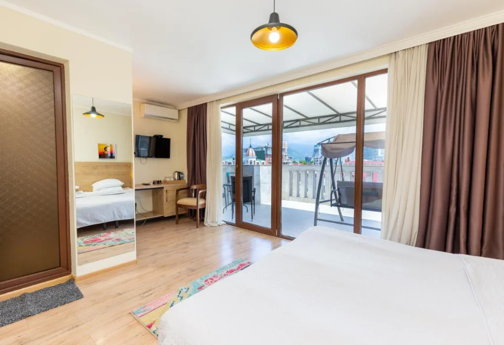 Hotel N 16 ***