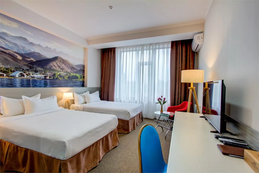 Bridges Hotel