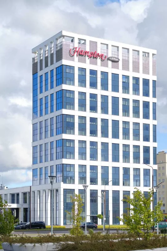 HAMPTON BY HILTON BREST