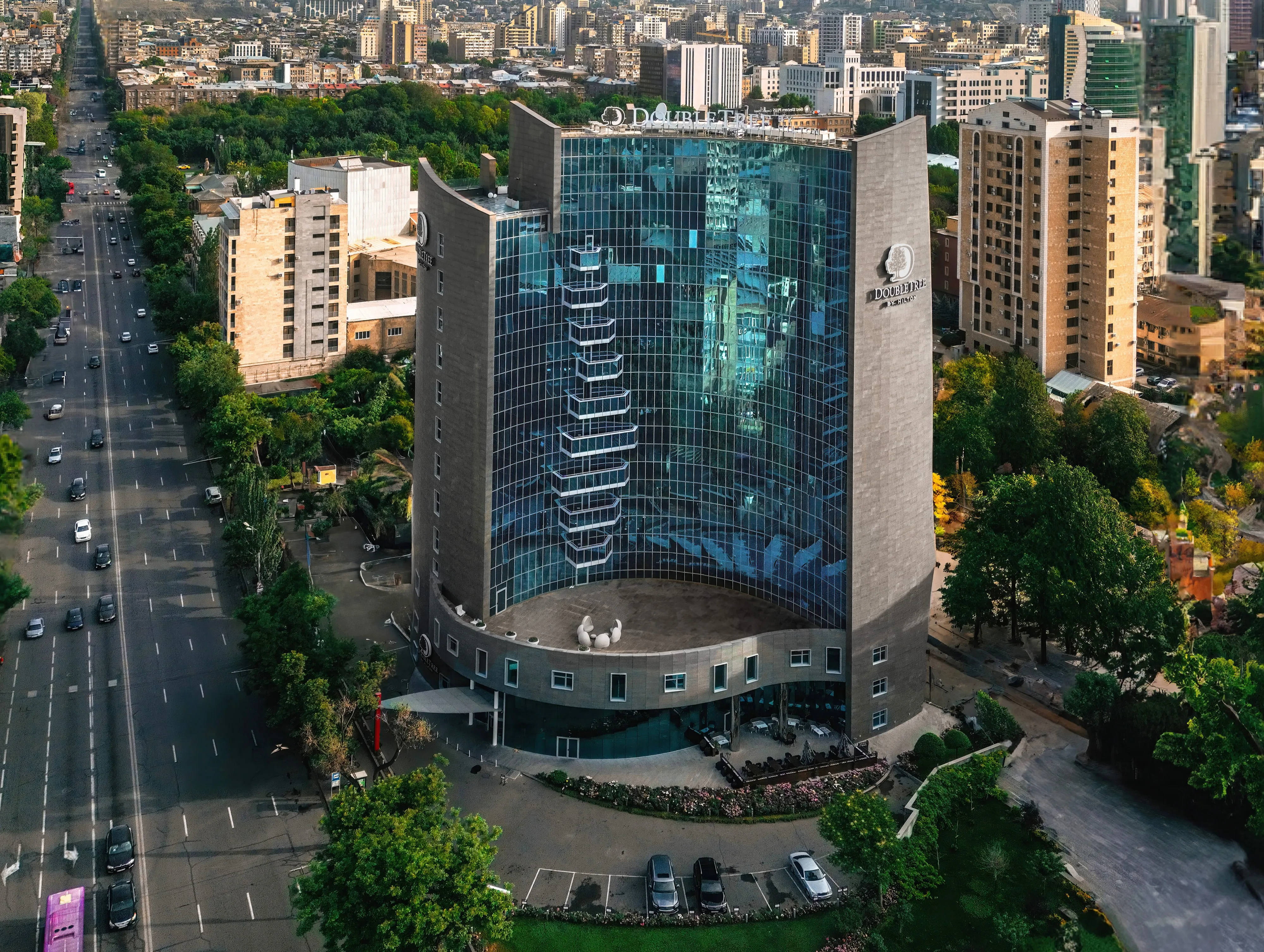 Double Tree by Hilton (Ереван)