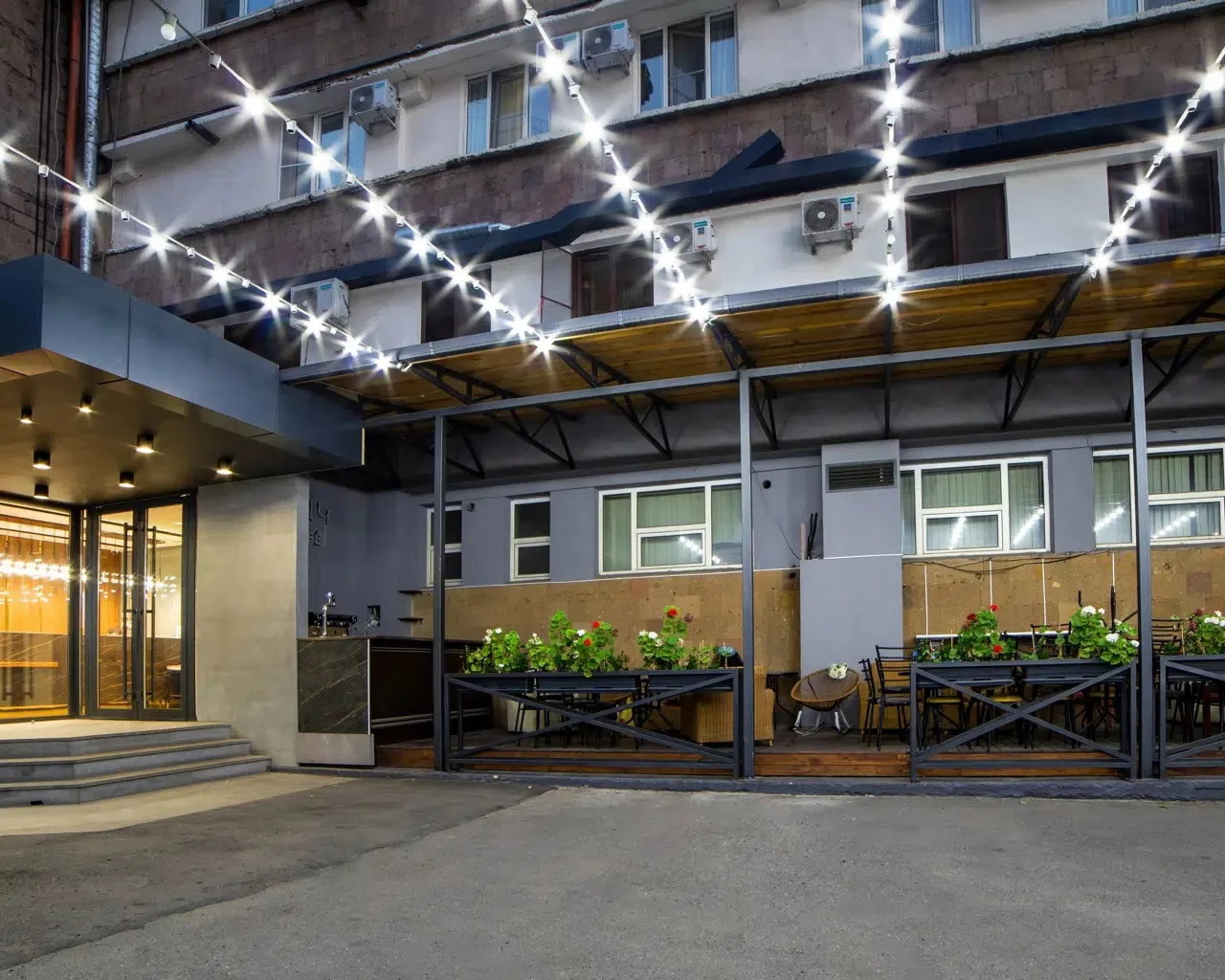 Median hotel