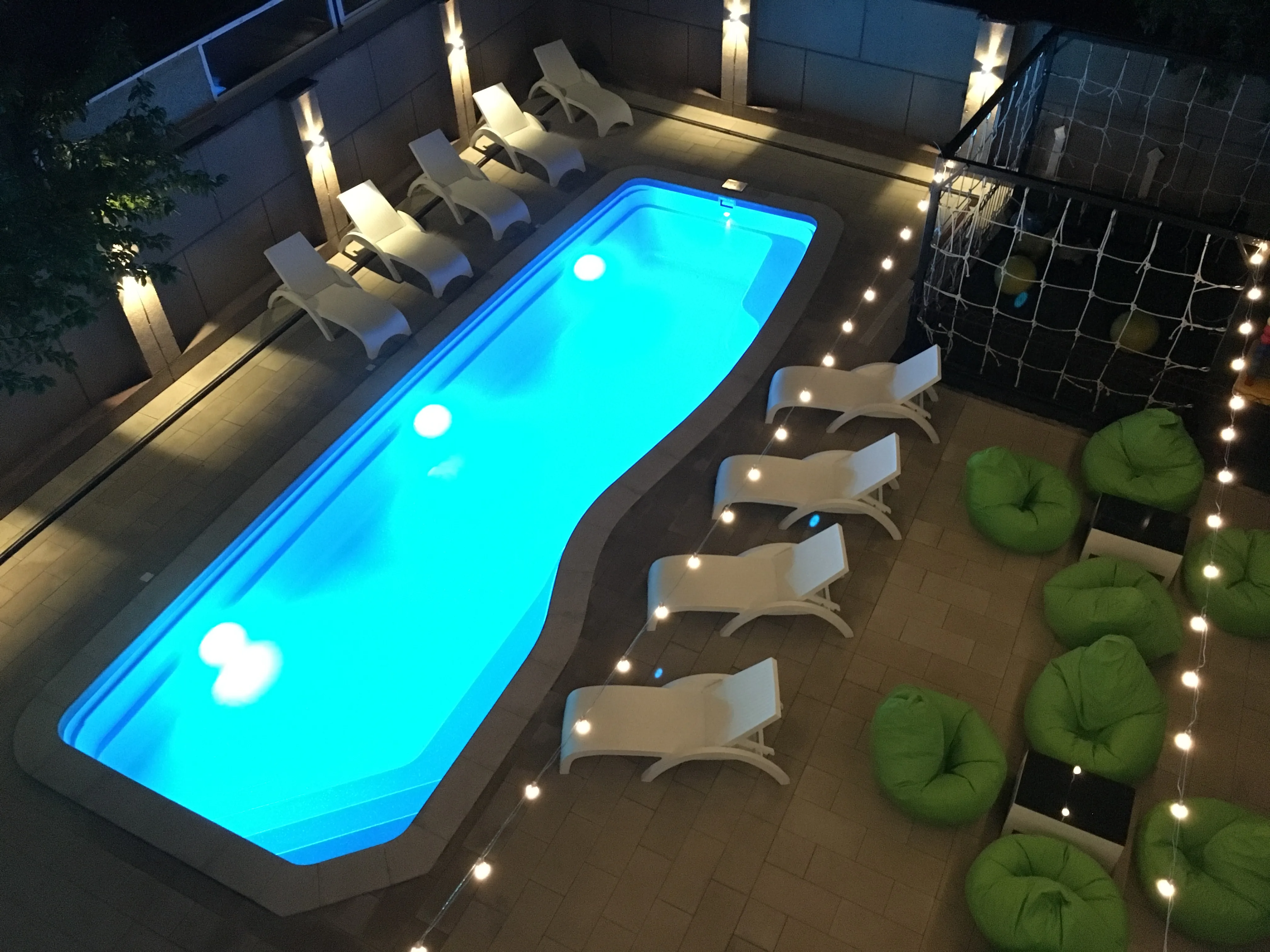 F-HOTEL GUEST HOUSE