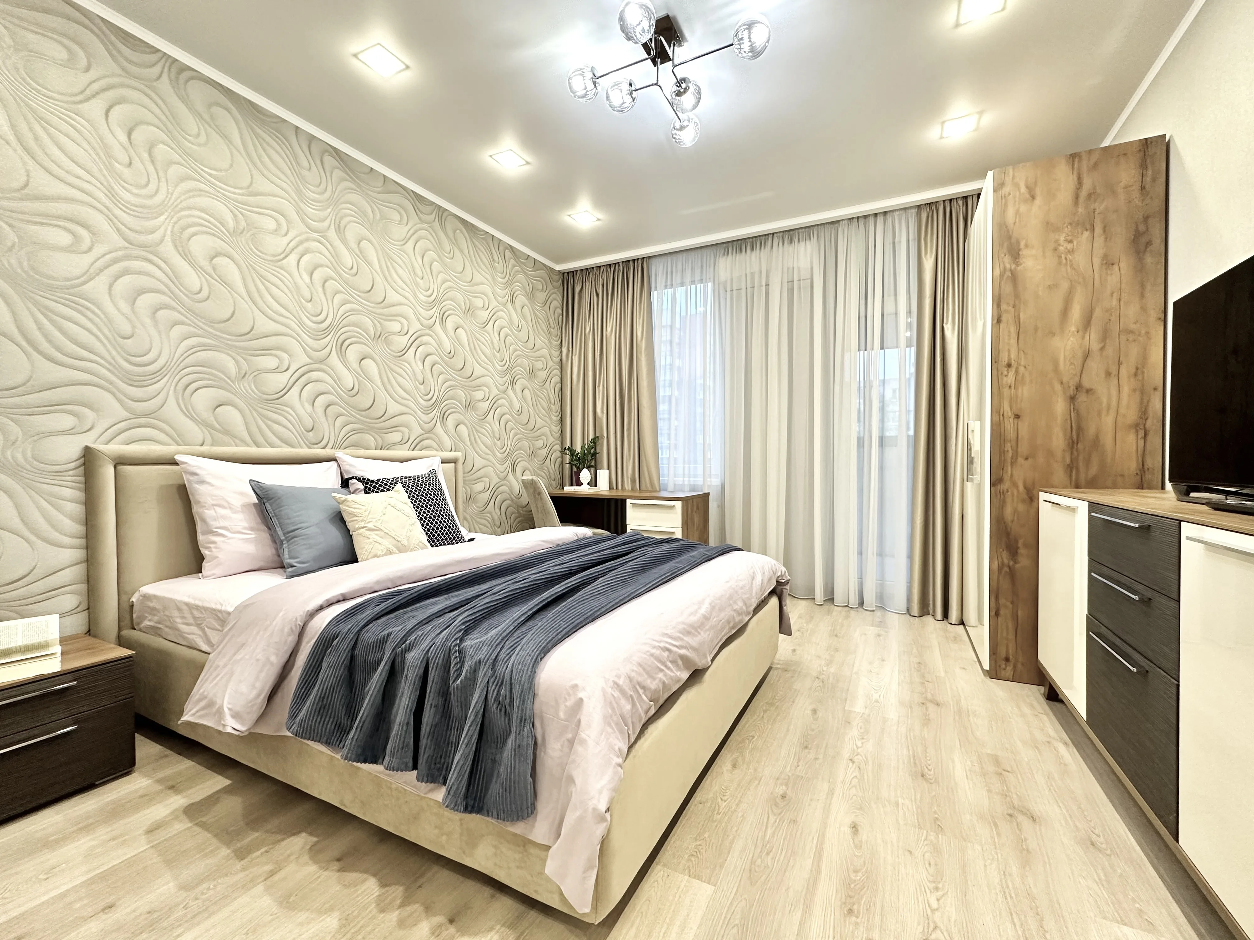 KenigDeluxe на ул. 9 апреля 88А