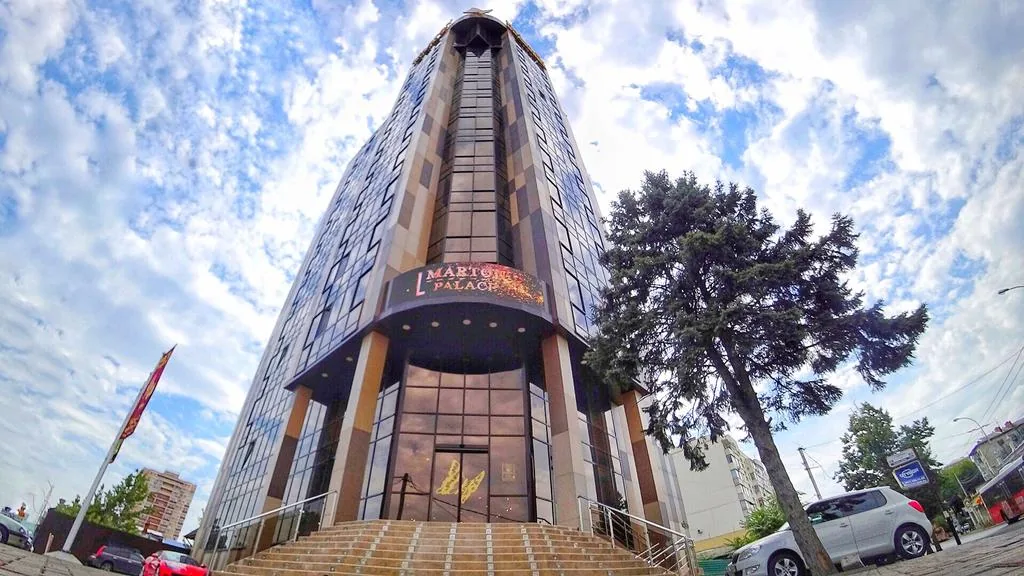 Мартон PALACE