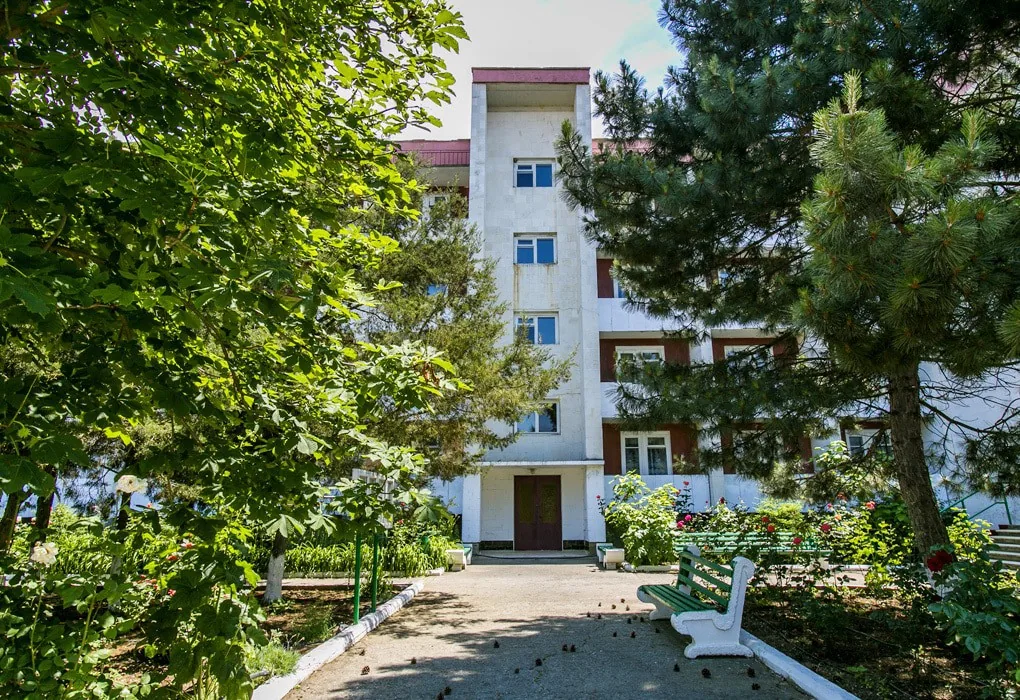 "Золотой берег"  Пансионат