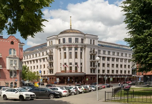 Crowne Plaza (Минск)
