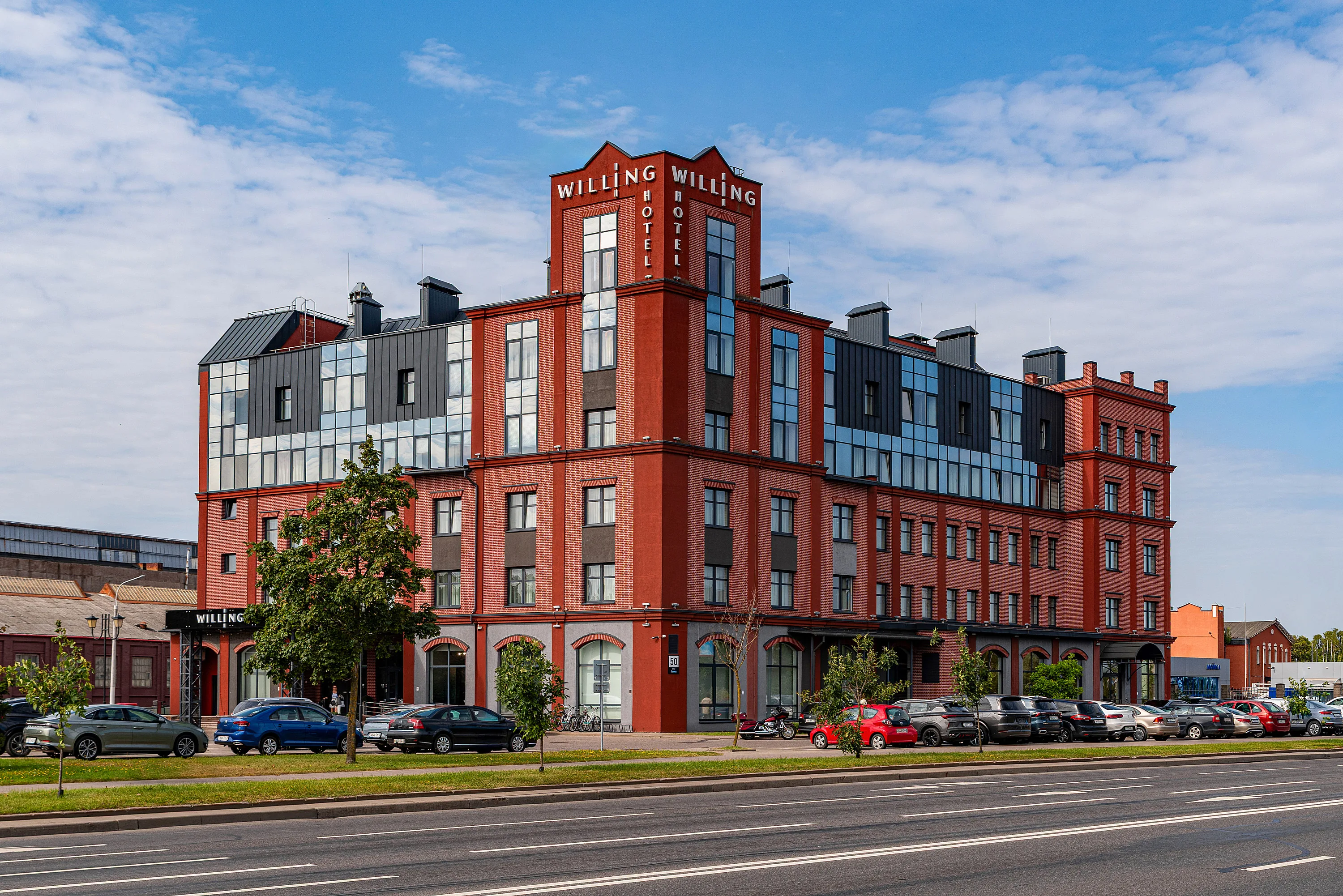 Willing Hotel