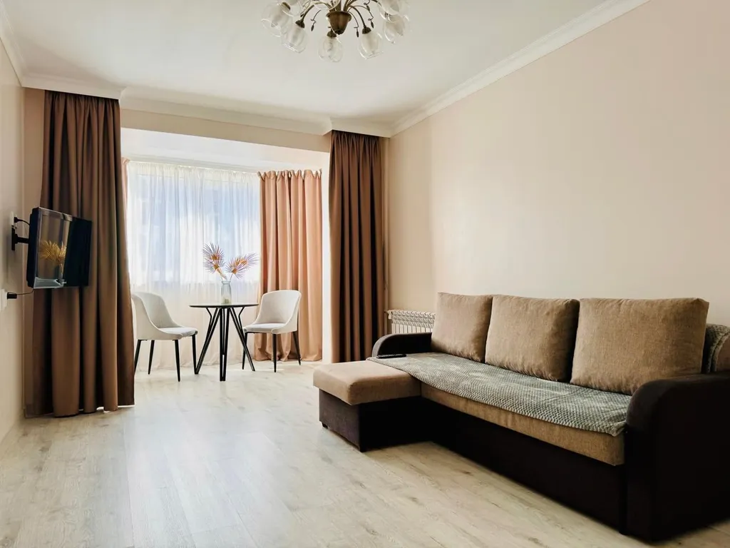 Апартаменты «ApartCompany ул. Островского д. 5»