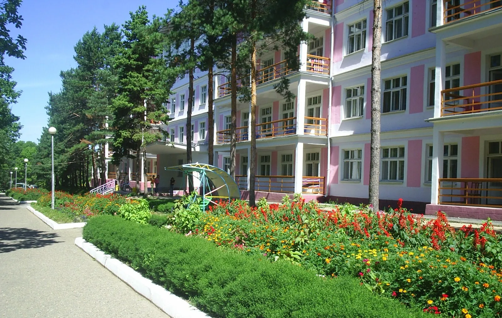 Изумрудный (Горные ключи)