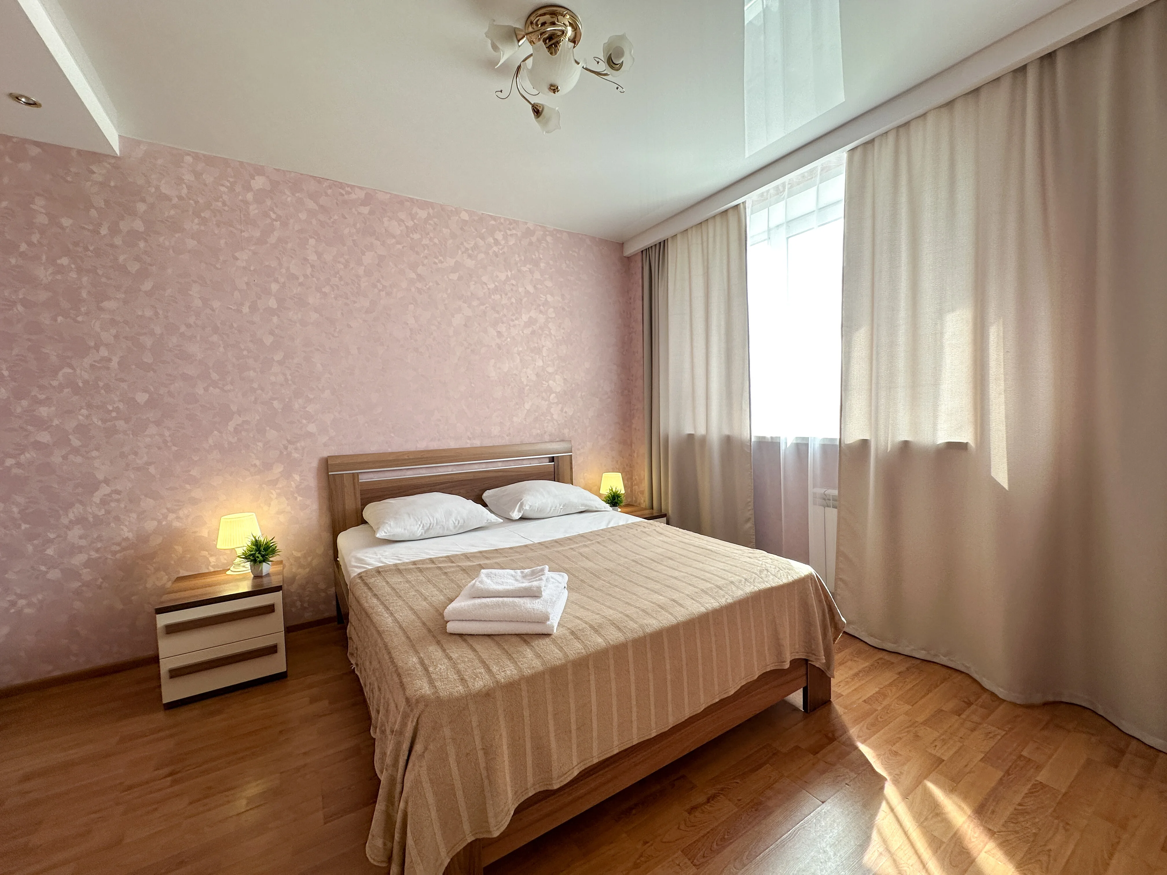 EasyRent Пионерская, 100