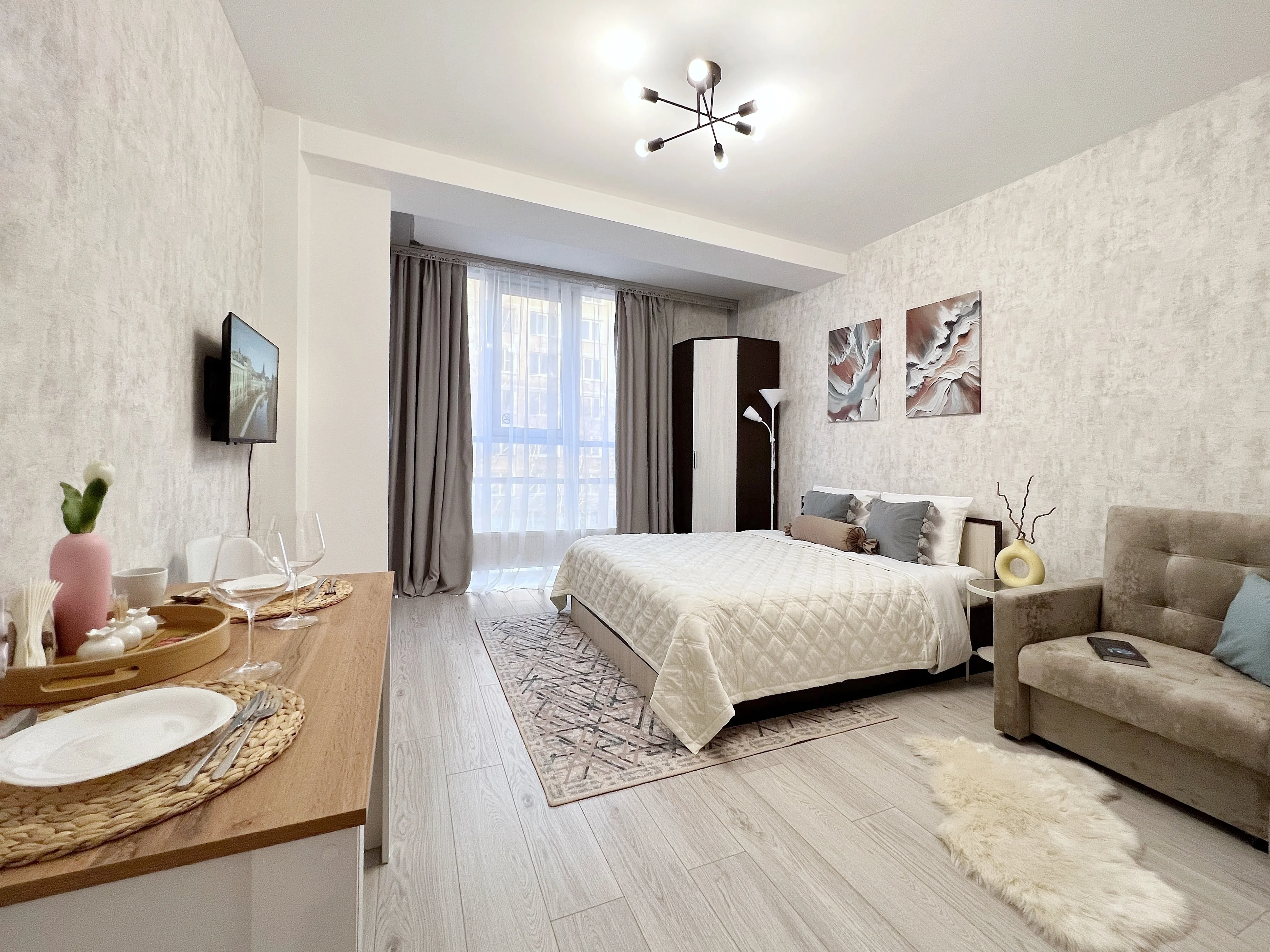 GRANADA Кустодиева