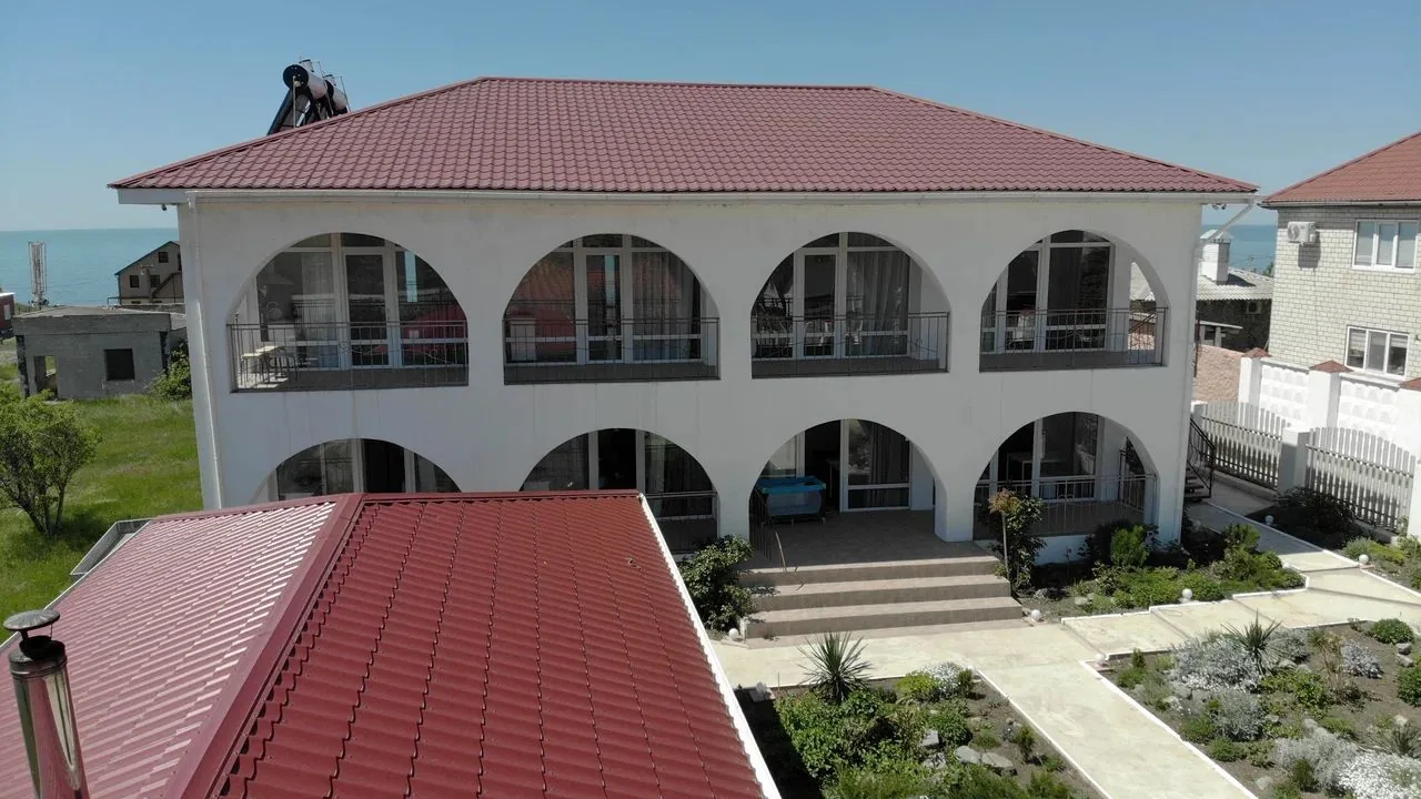 Villa White
