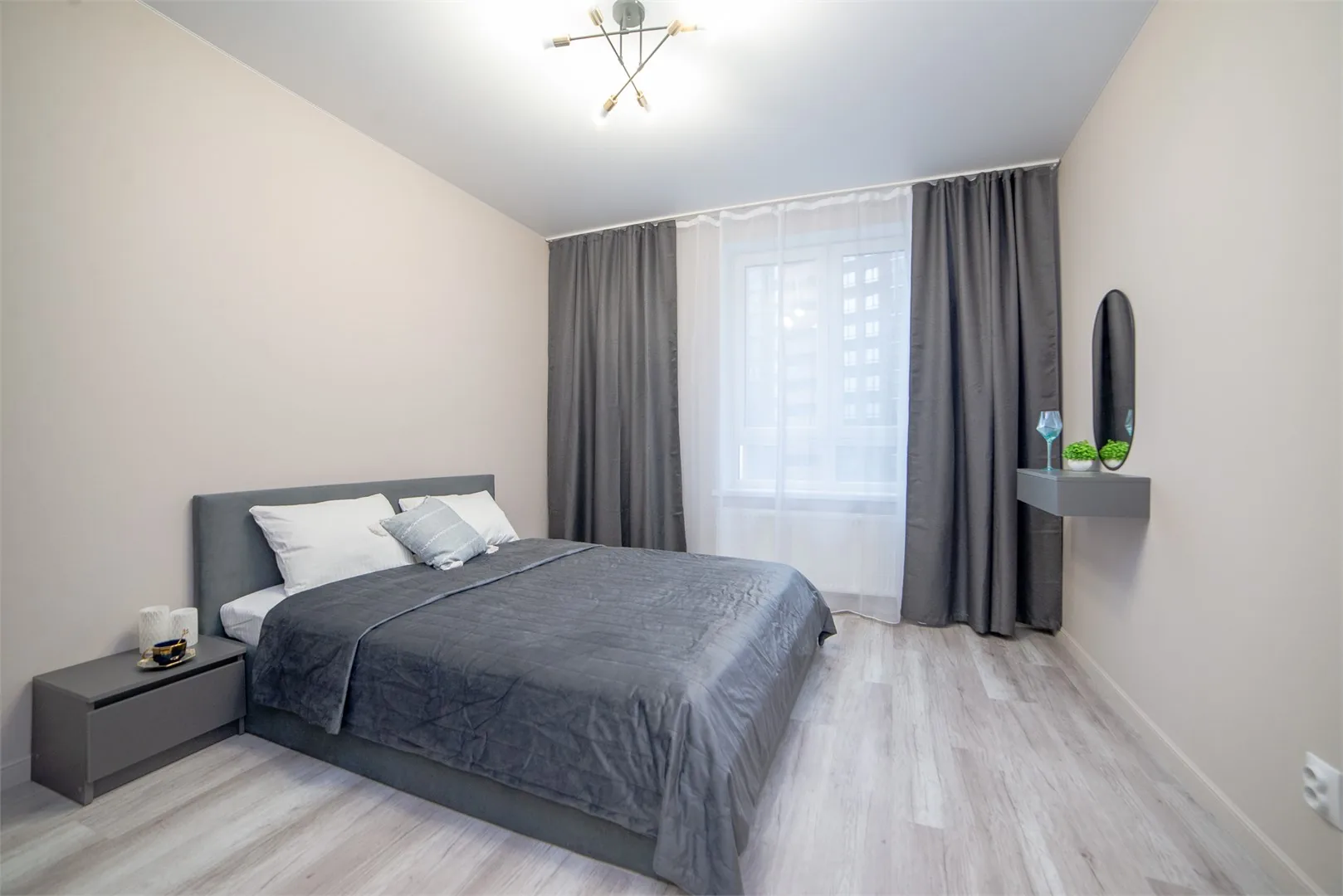 BeGuest на 8 марта 204Д