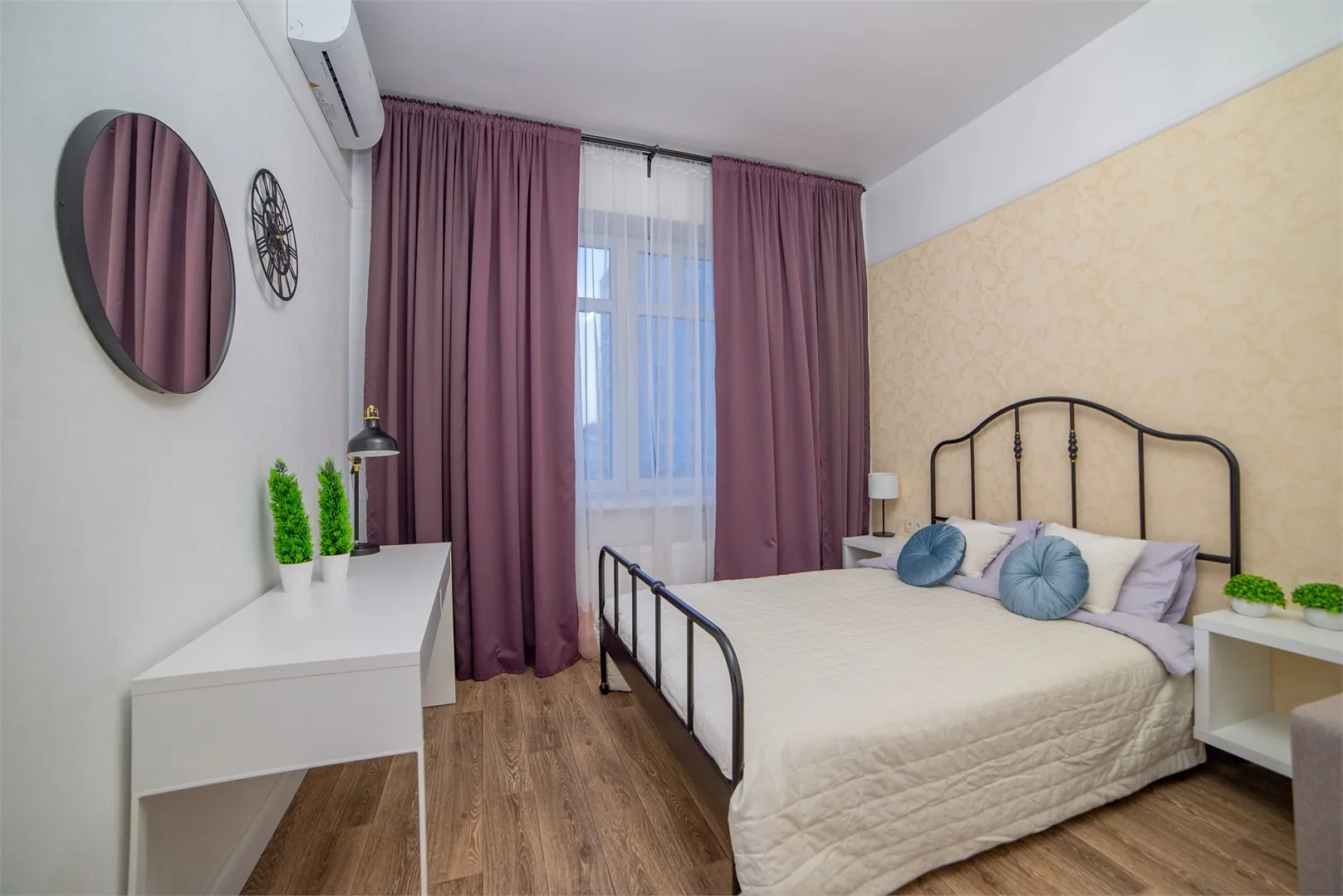 BeGuest на Щорса 53