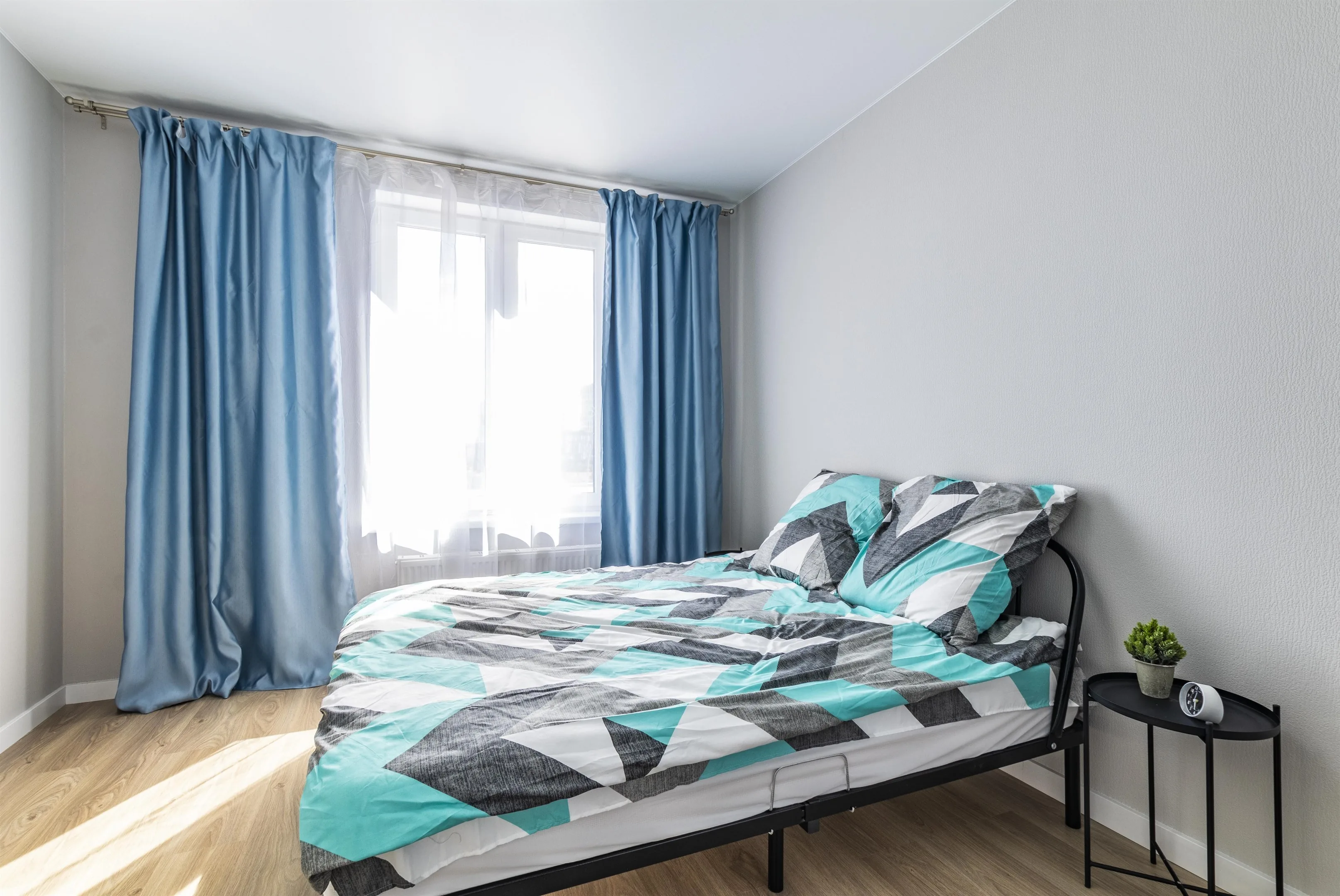 Vdali Poshtel на Тверитина 41