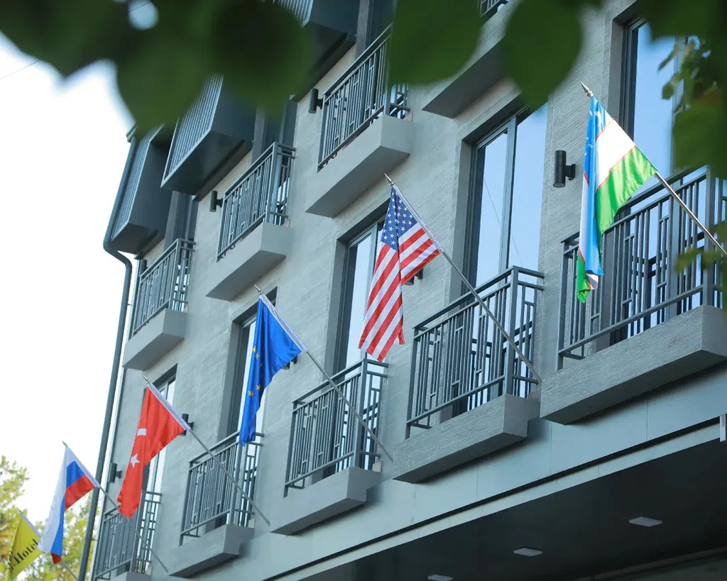 Отель «Human hotel»