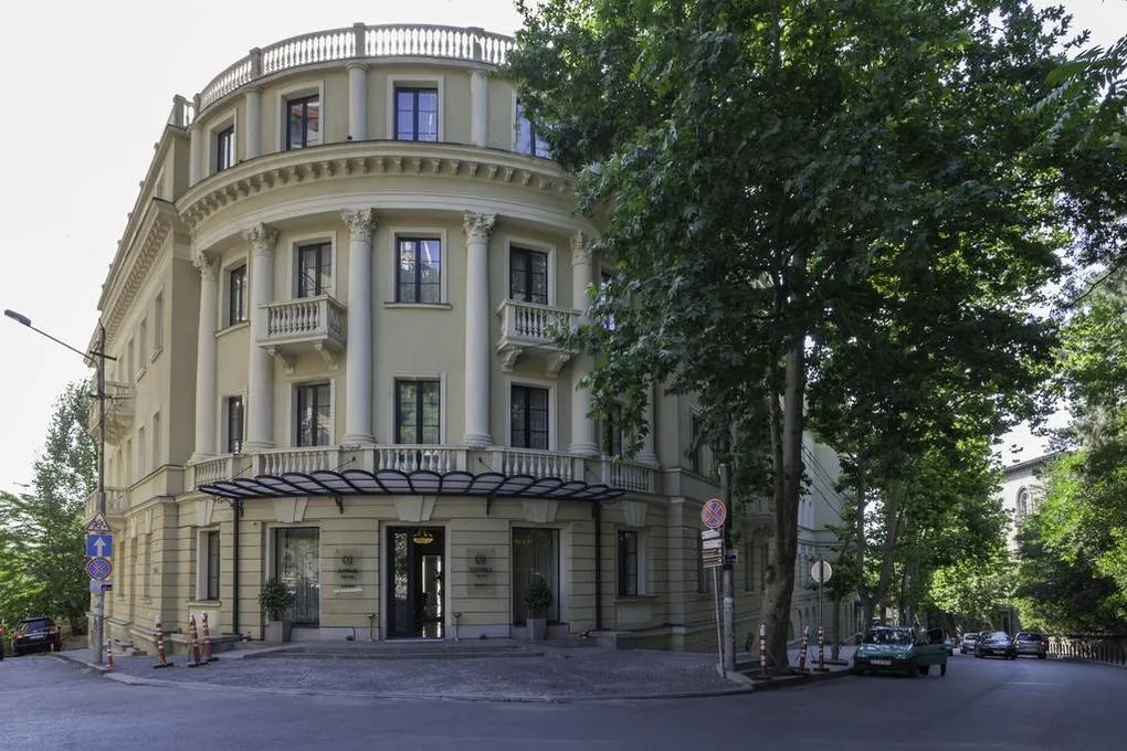 "Astoria Hotel" ****