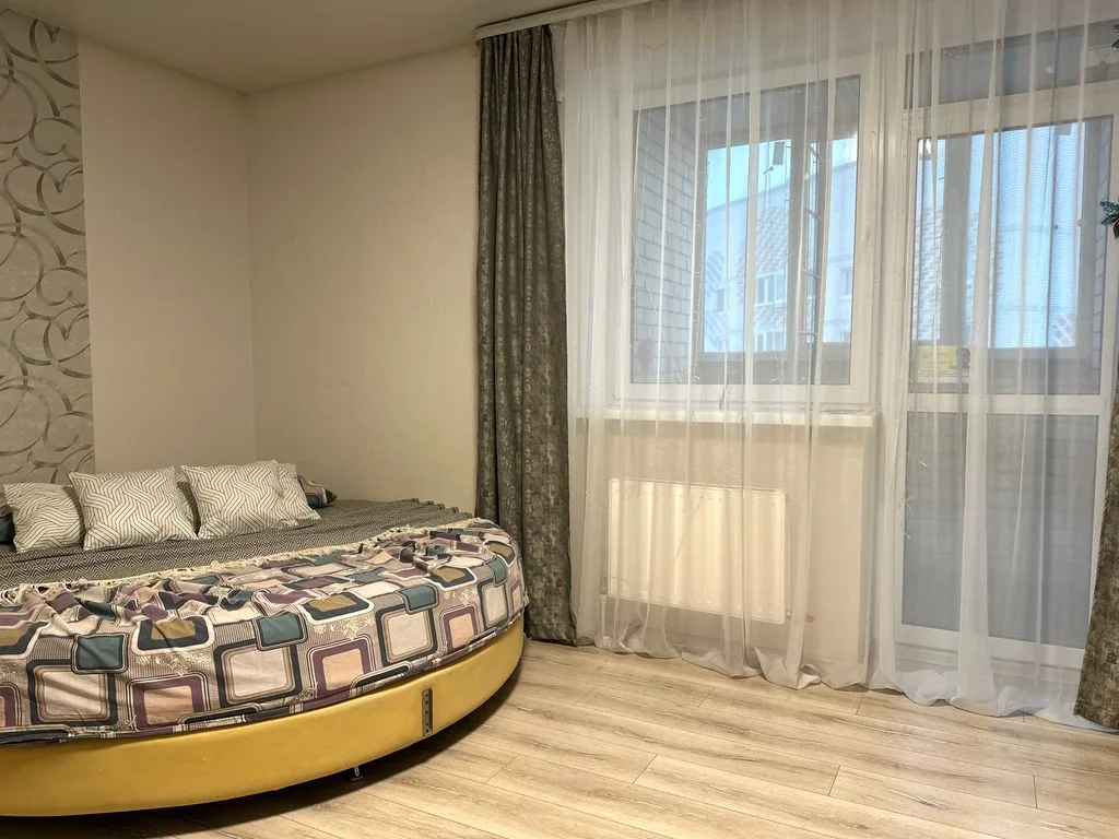 Компас Таврическая 9 к.2
