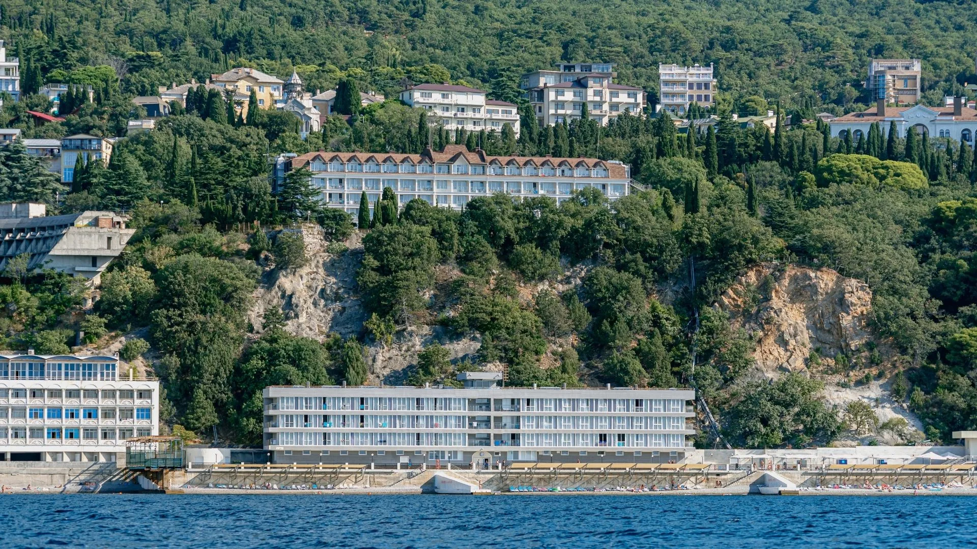 Каникулы в Ялте (ФБЛПУ "Санаторий "Днепр" ФНС России")