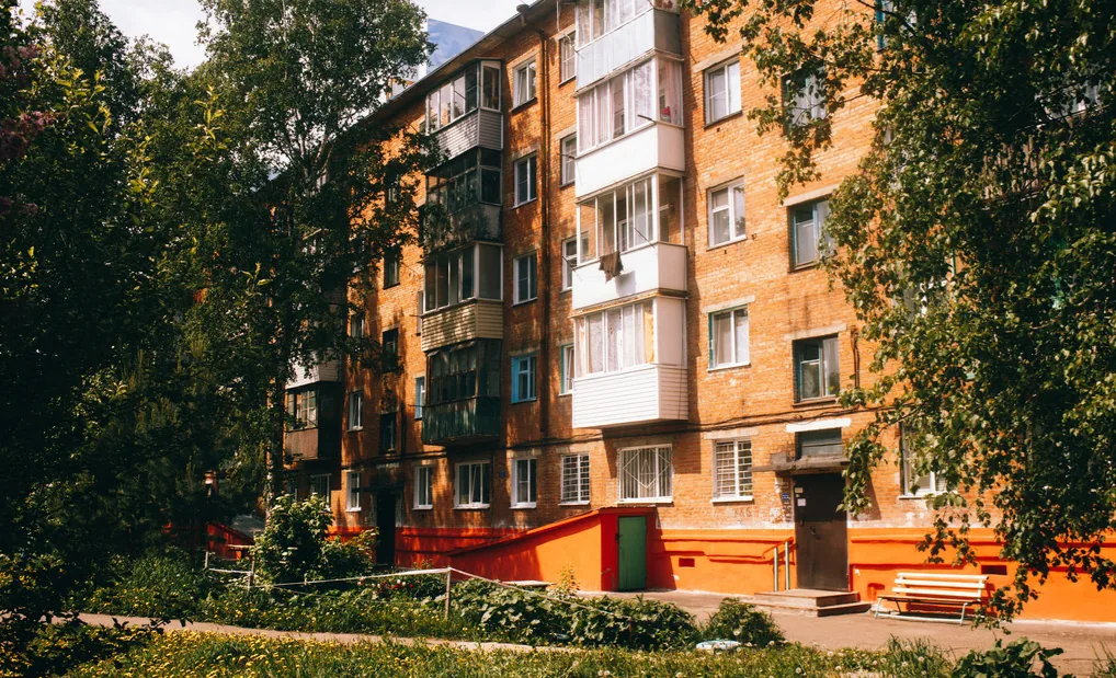Калина Заводская, 4